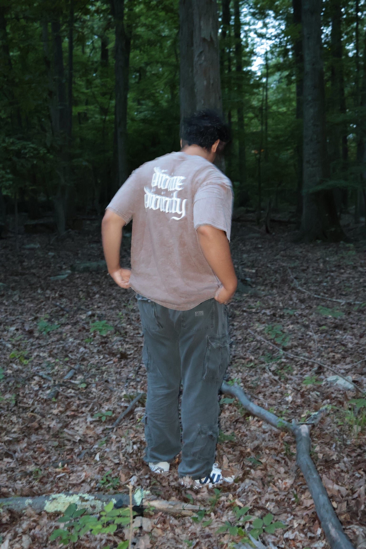 WASHED COCOA DIVIN3 DIVINITY TEE